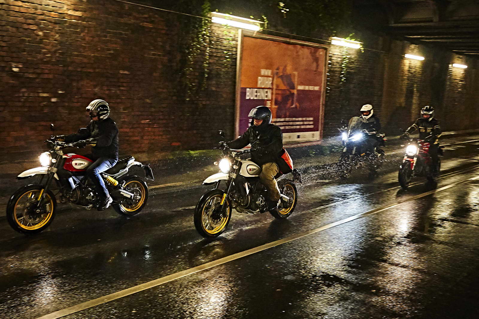  Ducati Night Ride 009